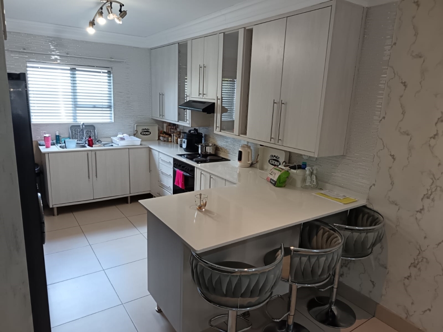 3 Bedroom Property for Sale in Heuwelsig Free State